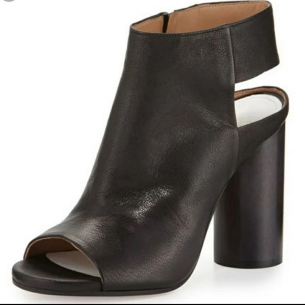 Maison Martin Margiela Black Open-Toe Heels